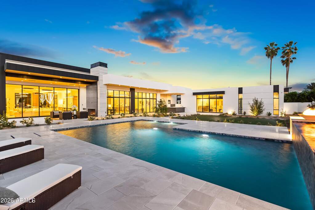 5 Bedroom Single Family Home/House's Image 52