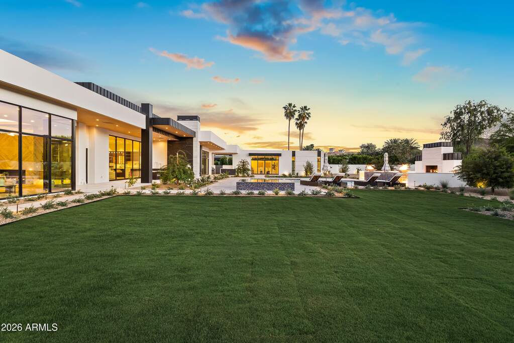 5 Bedroom Single Family Home/House's Image 55