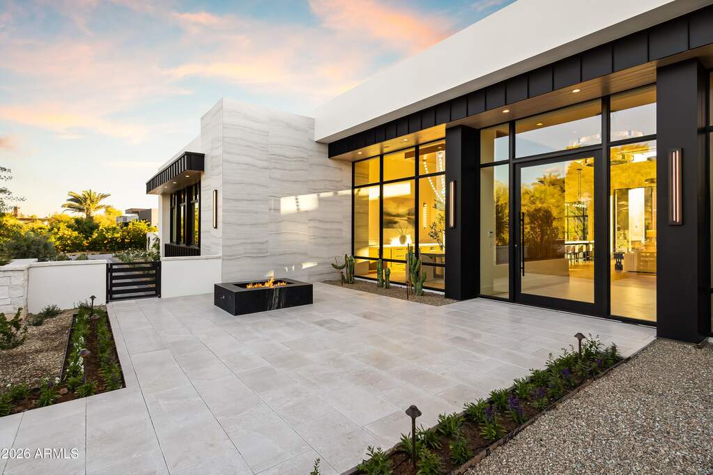 5 Bedroom Single Family Home/House's Image 61