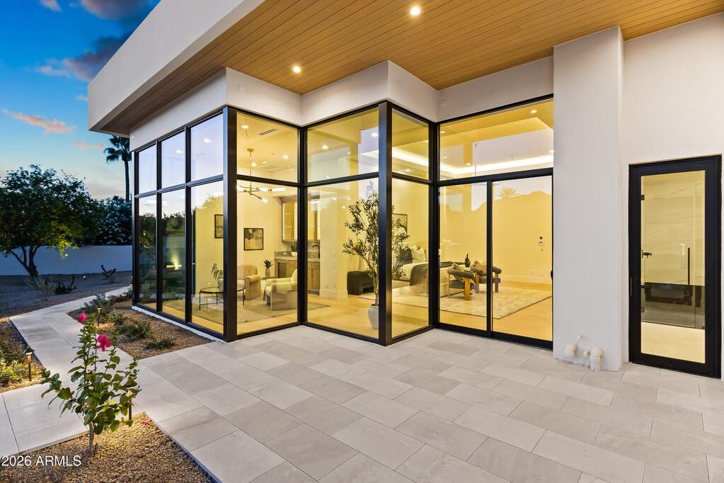 5 Bedroom Single Family Home/House's Image 62