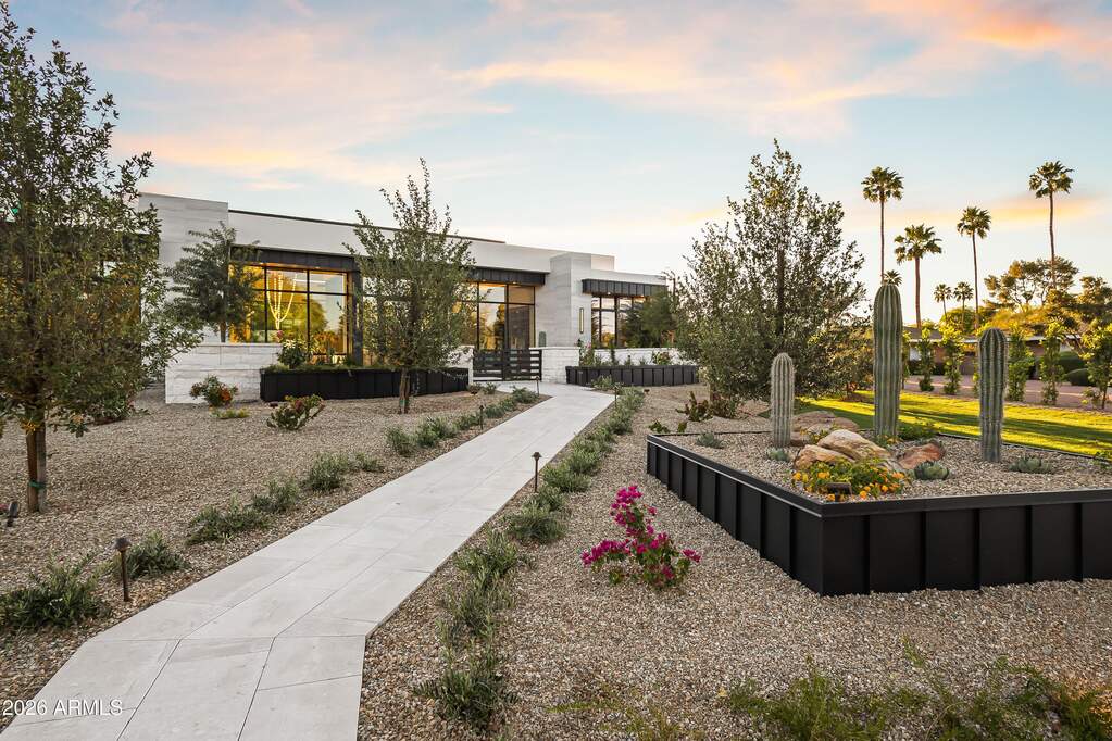 5 Bedroom Single Family Home/House's Image 69