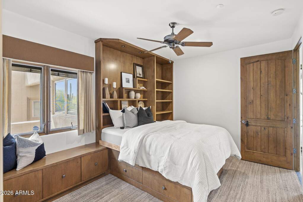 5 Bedroom Single Family Home/House's Image 20