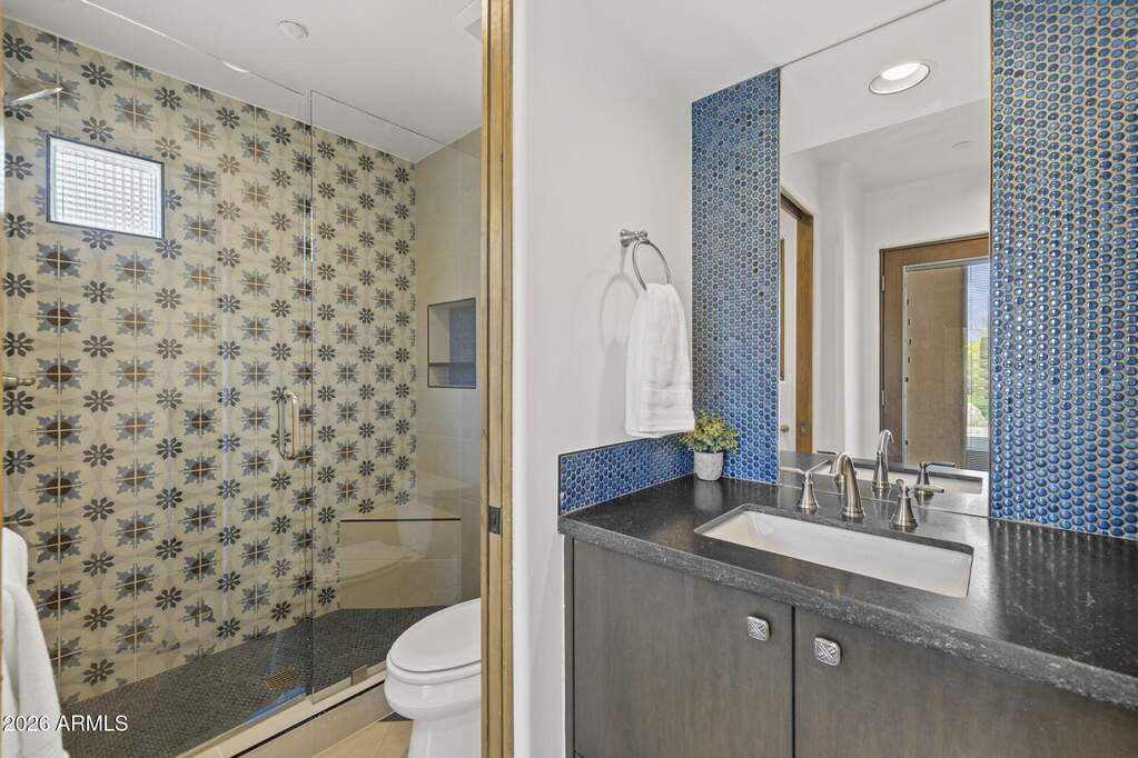 5 Bedroom Single Family Home/House's Image 25