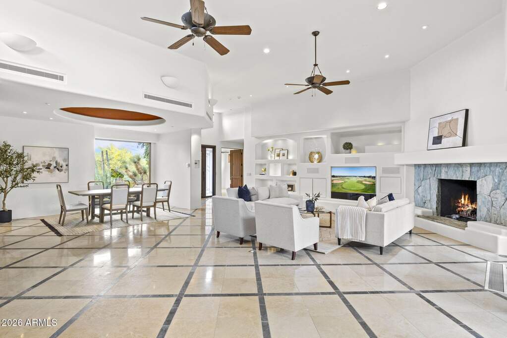 5 Bedroom Single Family Home/House's Image 5