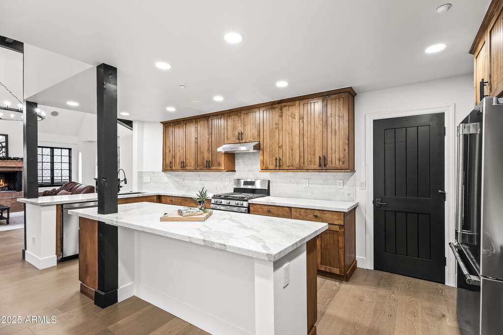 4 Bedroom Single Family Home/House's Image 8