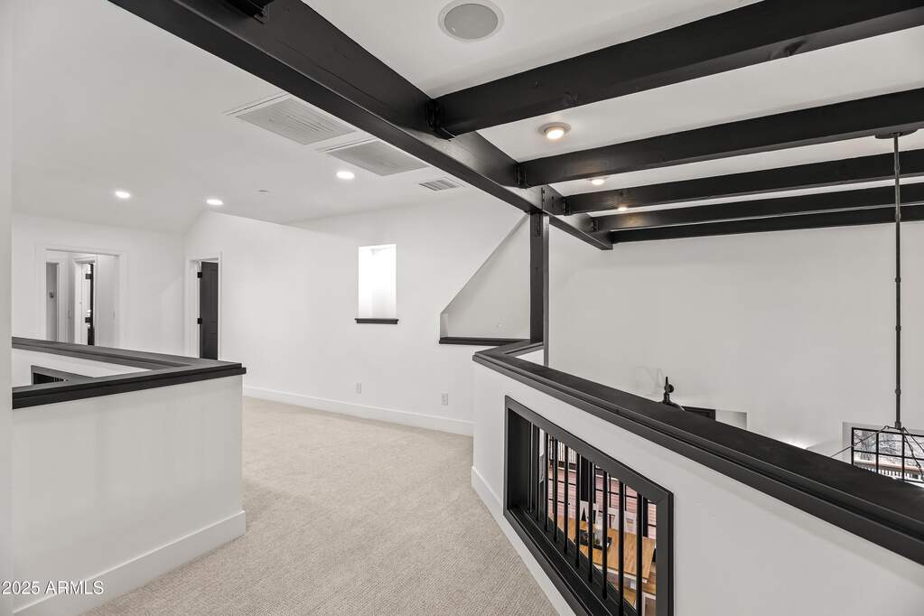 4 Bedroom Single Family Home/House's Image 16