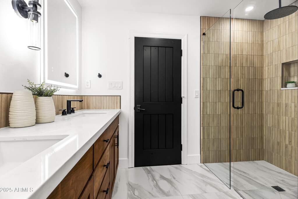 4 Bedroom Single Family Home/House's Image 18