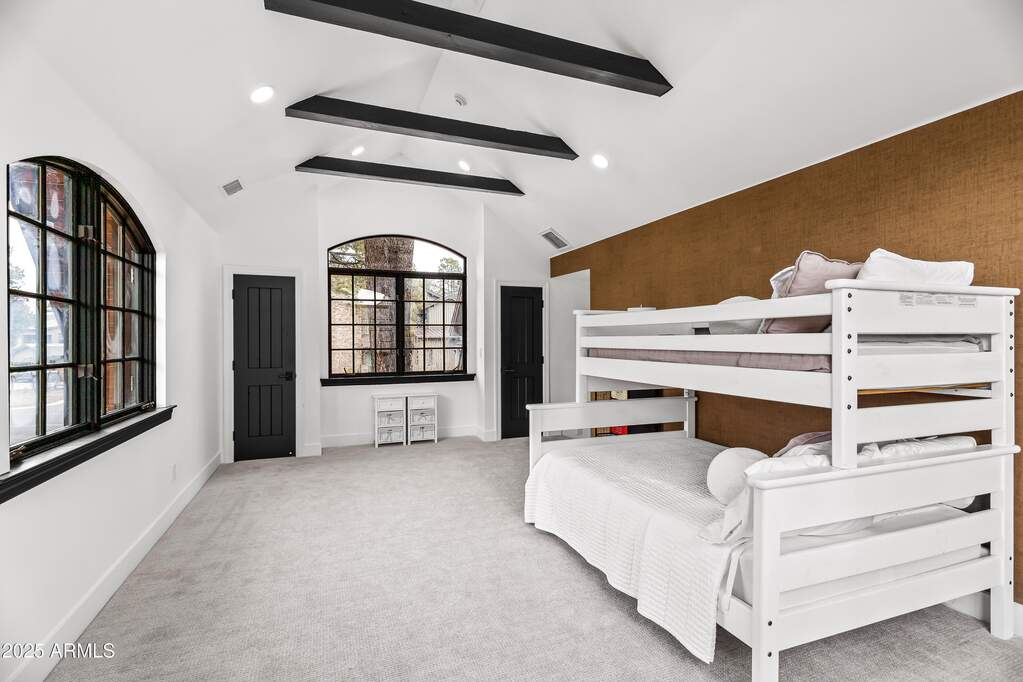 4 Bedroom Single Family Home/House's Image 26