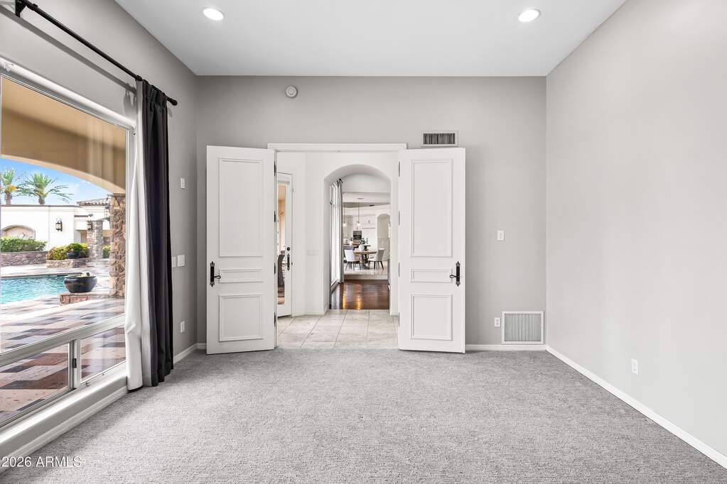 5 Bedroom Single Family Home/House's Image 27