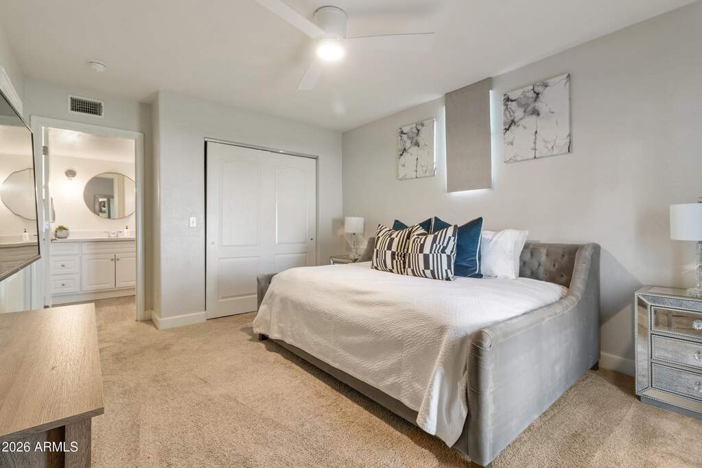 5 Bedroom Single Family Home/House's Image 27