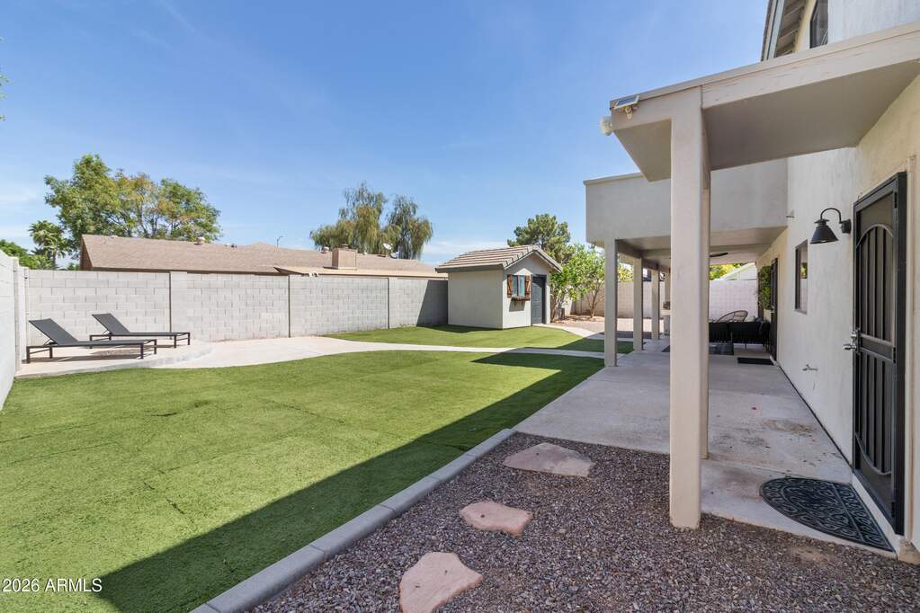 5 Bedroom Single Family Home/House's Image 40