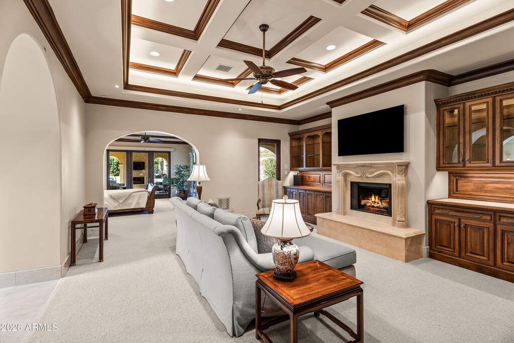 5 Bedroom Single Family Home/House's Image 12