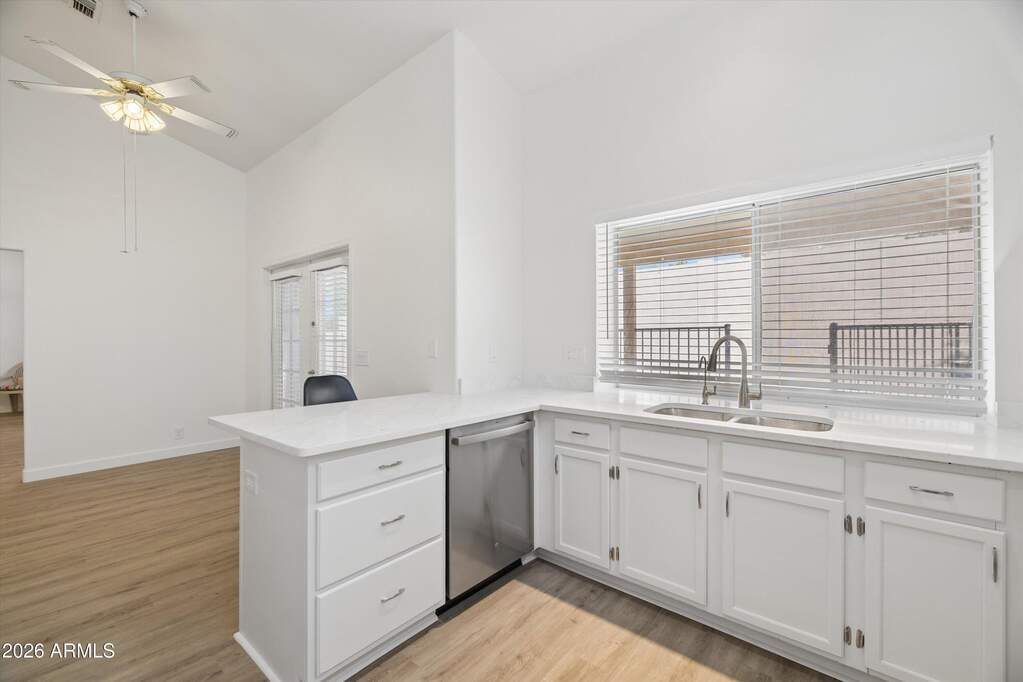 3 Bedroom Single Family Home/House's Image 14