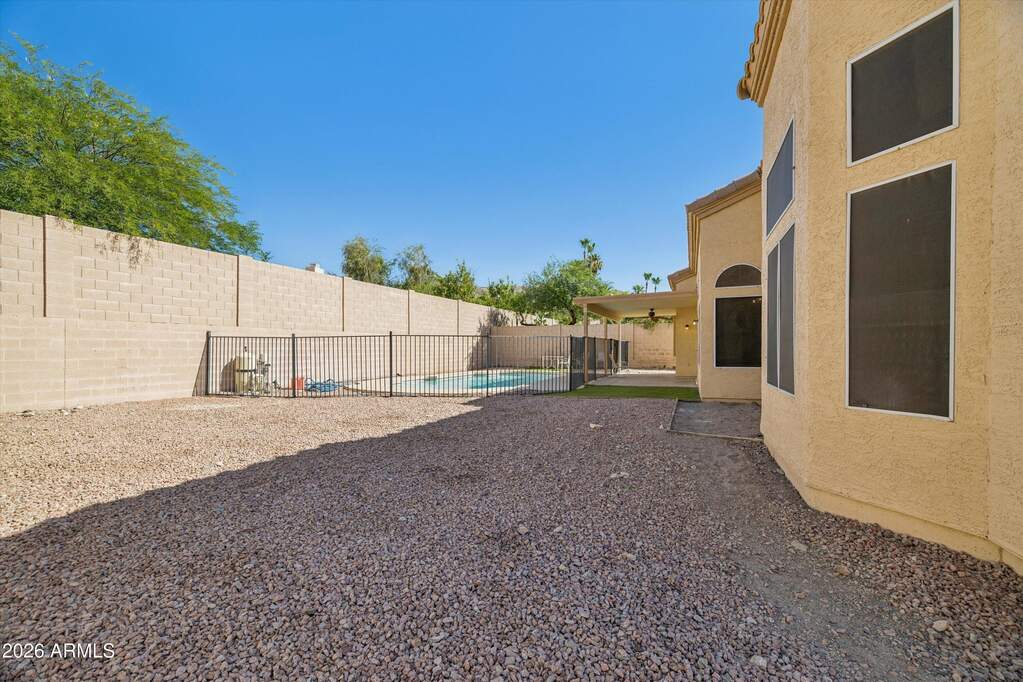 3 Bedroom Single Family Home/House's Image 34