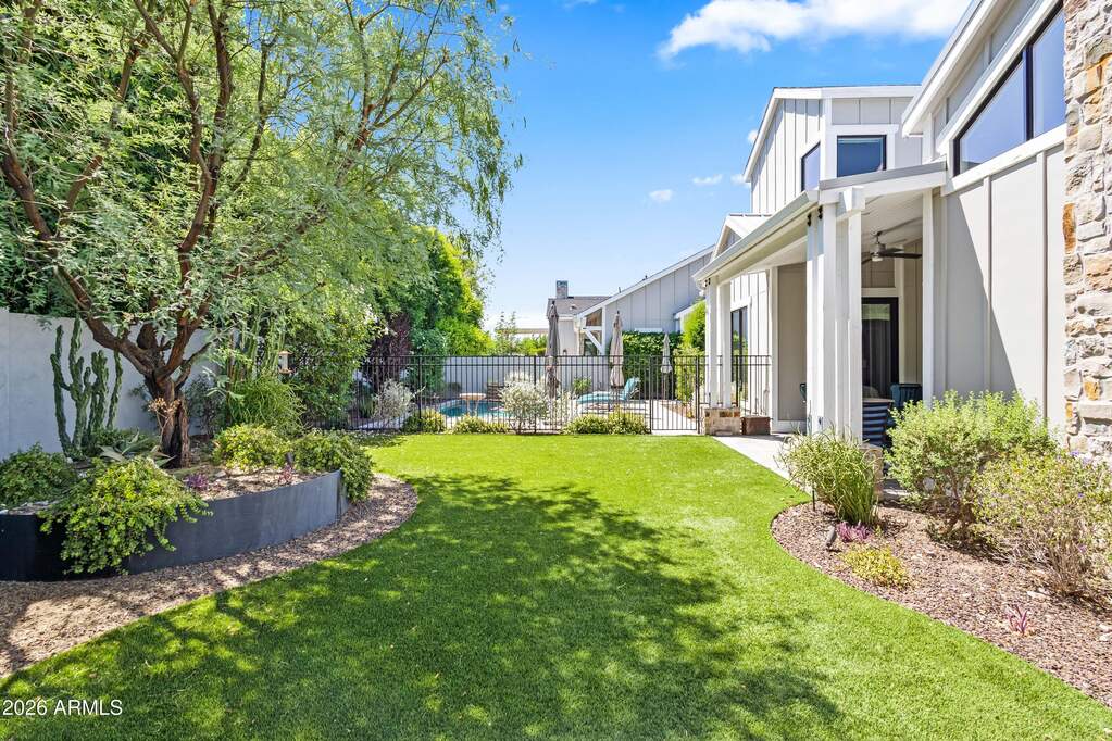 4 Bedroom Single Family Home/House's Image 19