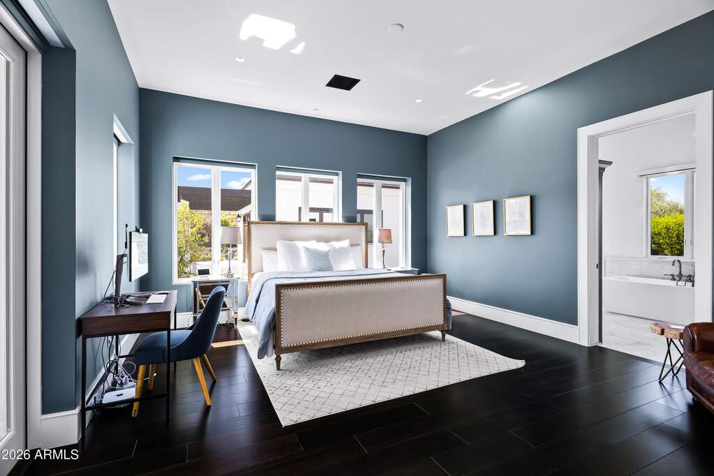 5 Bedroom Single Family Home/House's Image 21