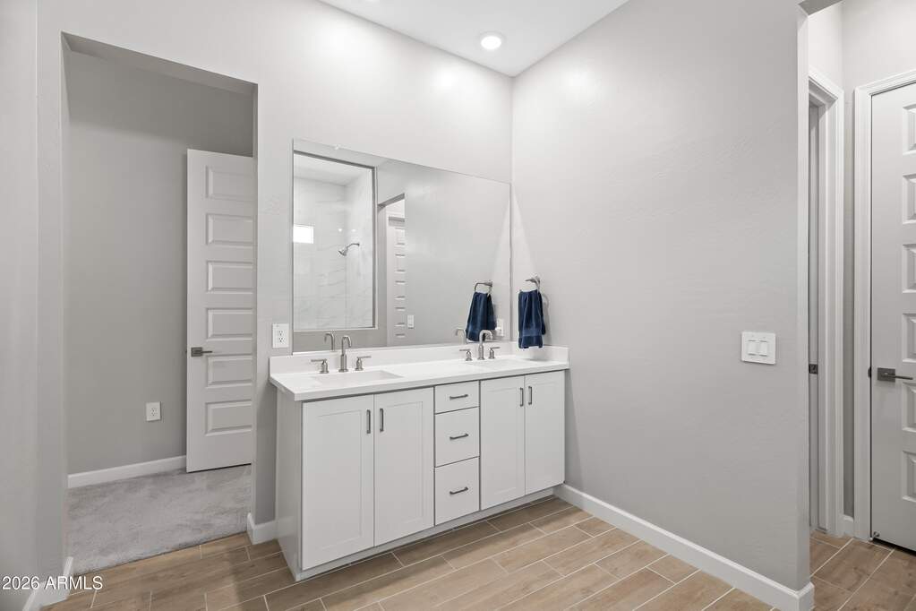 4 Bedroom Single Family Home/House's Image 10
