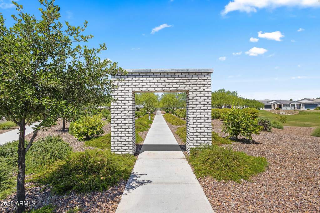 4 Bedroom Single Family Home/House's Image 26
