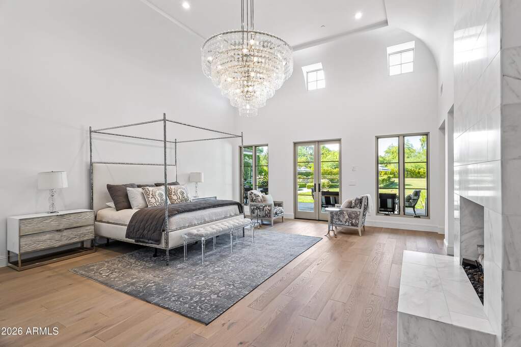 5 Bedroom Single Family Home/House's Image 17