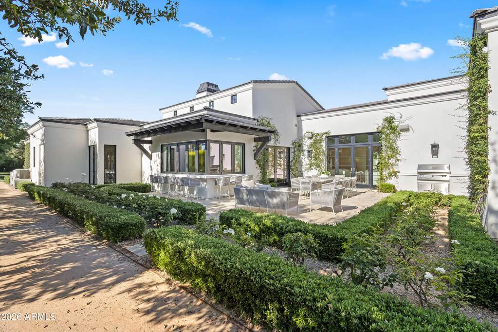 5 Bedroom Single Family Home/House's Image 42