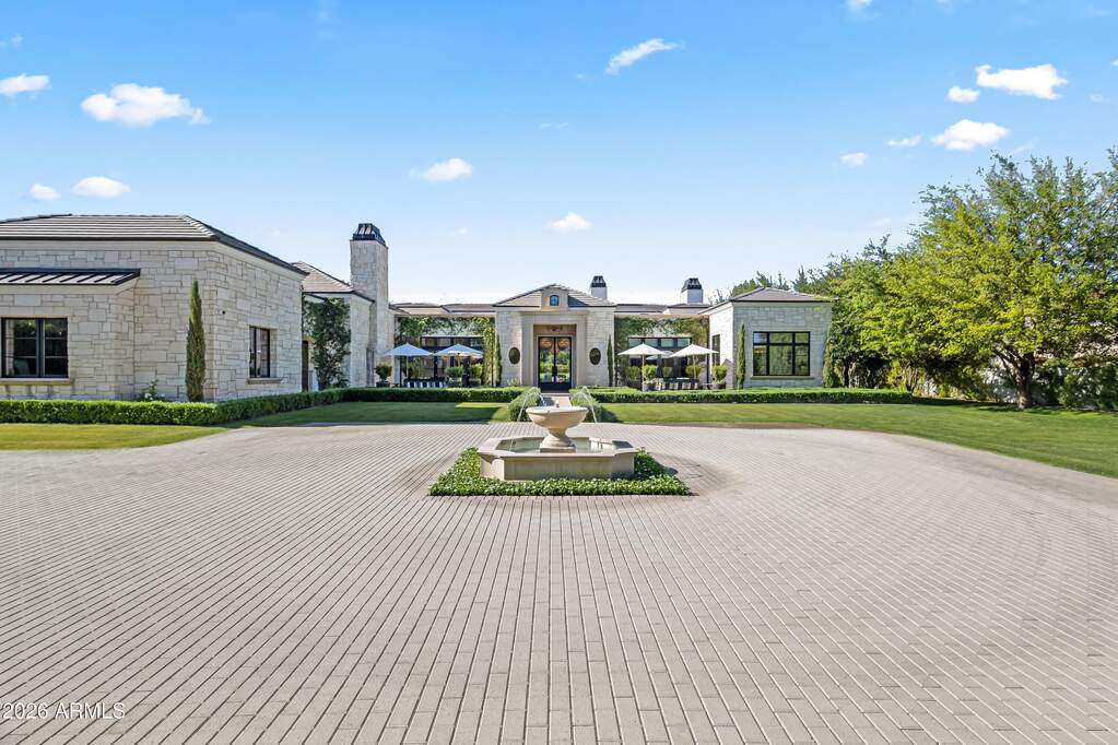 5 Bedroom Single Family Home/House's Image 48