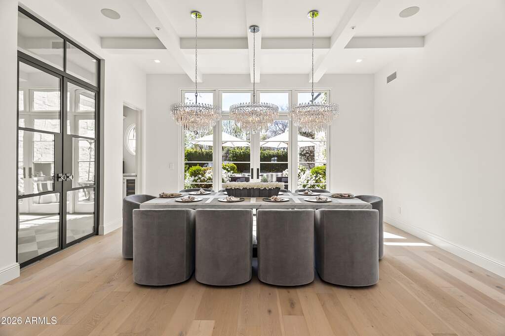 5 Bedroom Single Family Home/House's Image 6