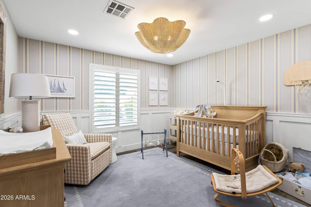 4 Bedroom Single Family Home/House's Image 12