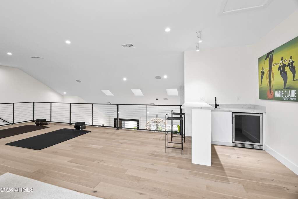 5 Bedroom Single Family Home/House's Image 21