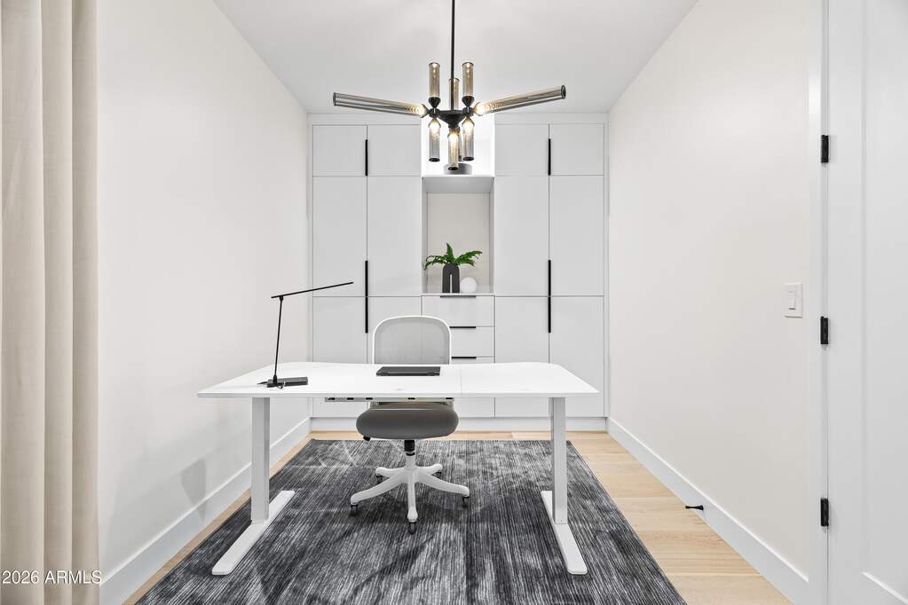 5 Bedroom Single Family Home/House's Image 22