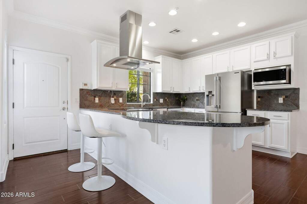 2 Bedroom Villa/Townhouse's Image 11