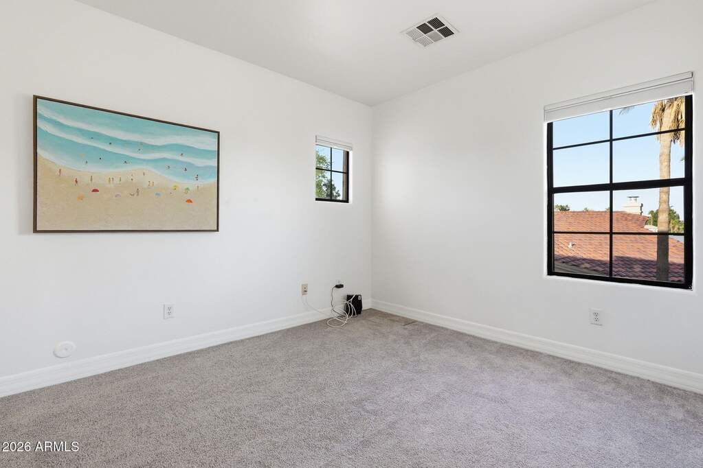 2 Bedroom Villa/Townhouse's Image 15