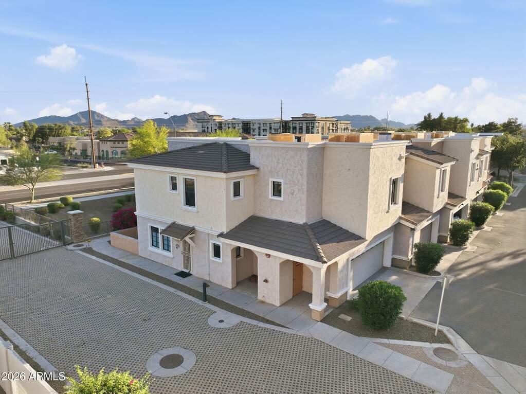 2 Bedroom Villa/Townhouse's Image 31