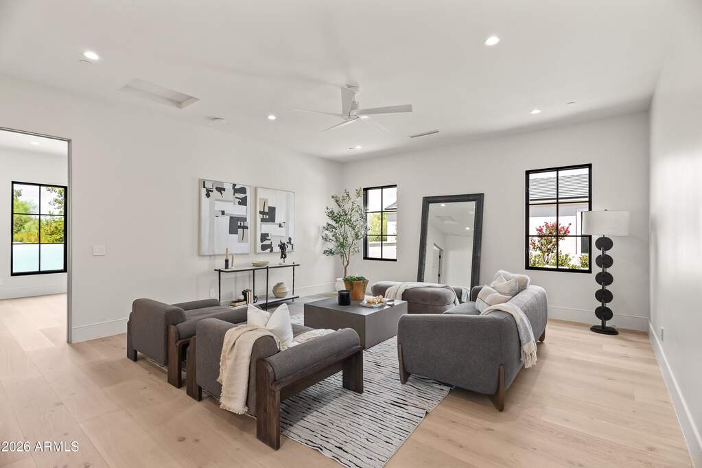 5 Bedroom Single Family Home/House's Image 43