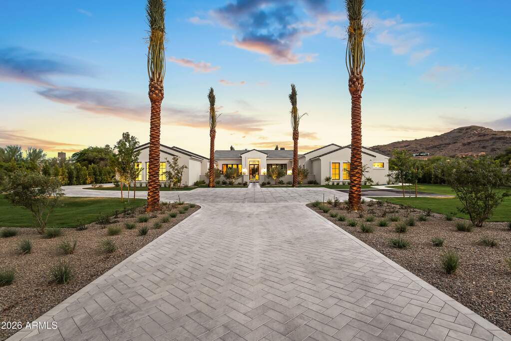 5 Bedroom Single Family Home/House's Image 50