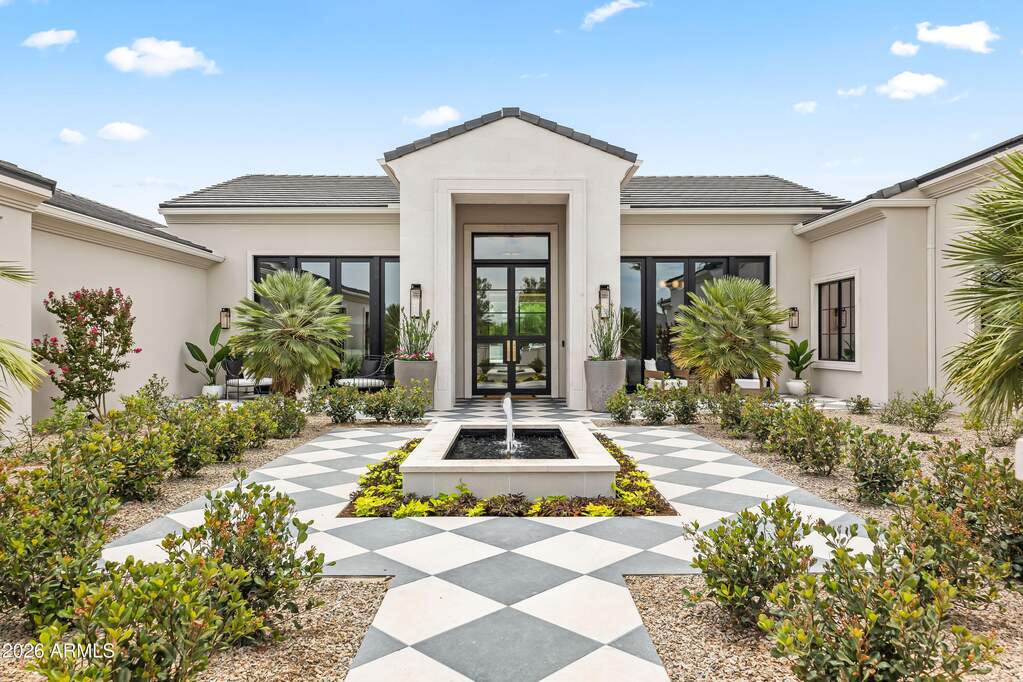 5 Bedroom Single Family Home/House's Image 52