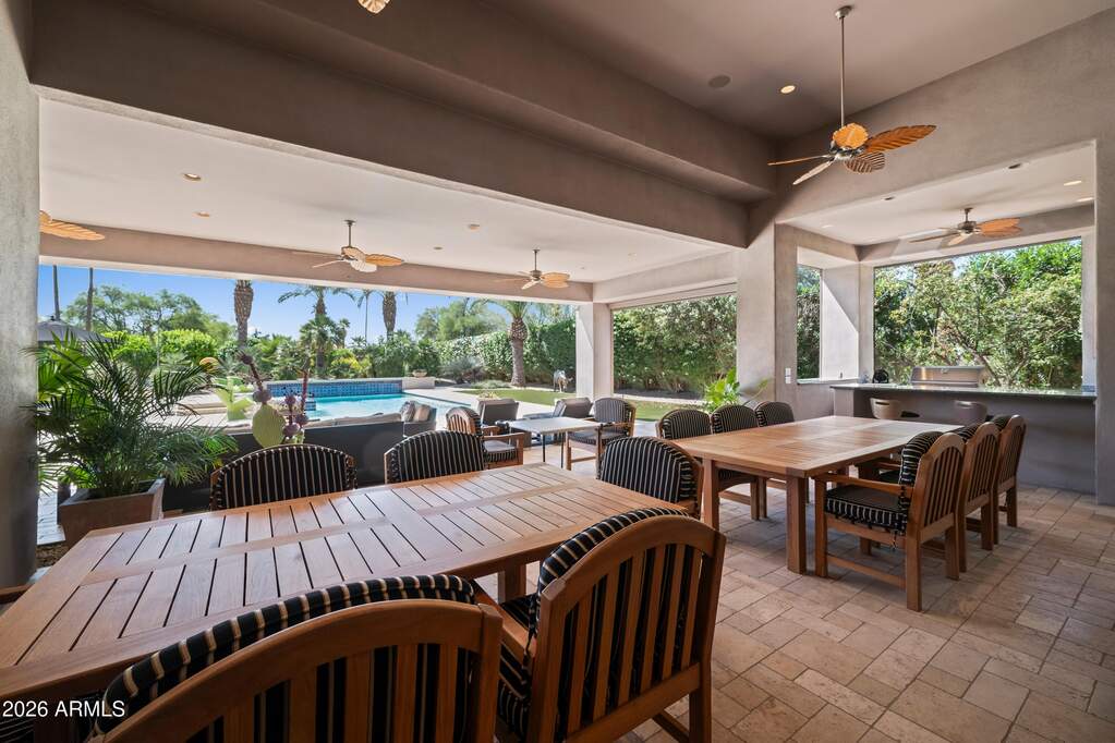 4 Bedroom Single Family Home/House's Image 12