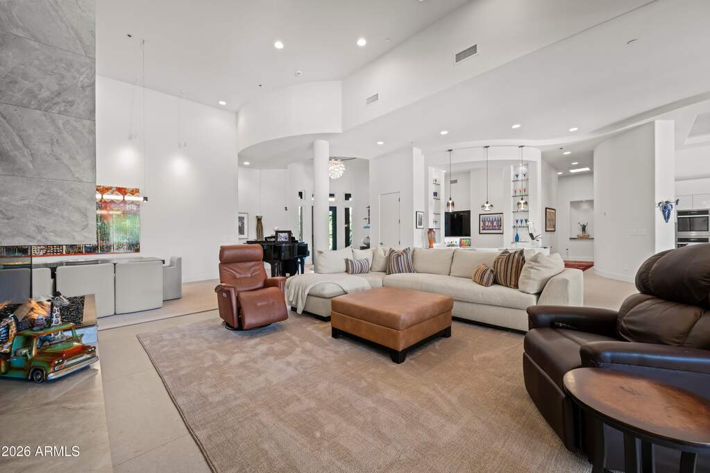 4 Bedroom Single Family Home/House's Image 16