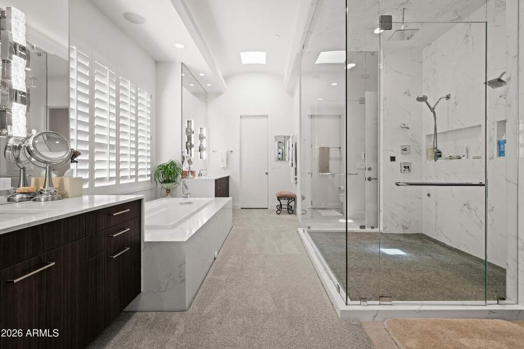 4 Bedroom Single Family Home/House's Image 38