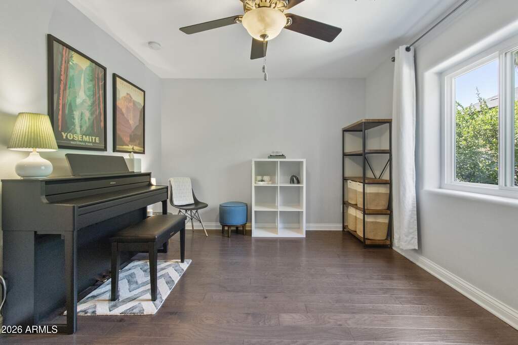 4 Bedroom Single Family Home/House's Image 16