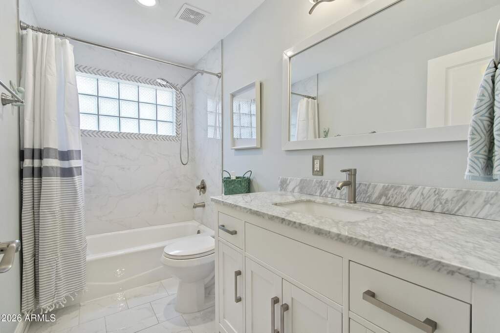 4 Bedroom Single Family Home/House's Image 18