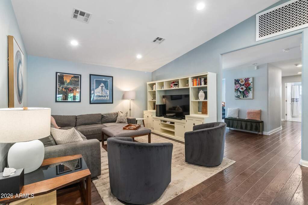 4 Bedroom Single Family Home/House's Image 25