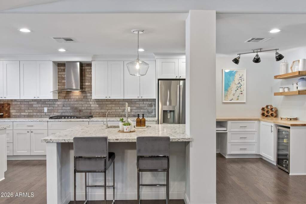 4 Bedroom Single Family Home/House's Image 32