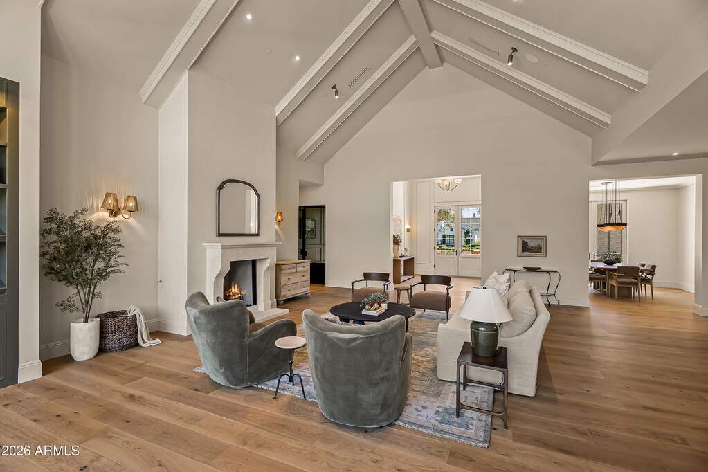 5 Bedroom Single Family Home/House's Image 5