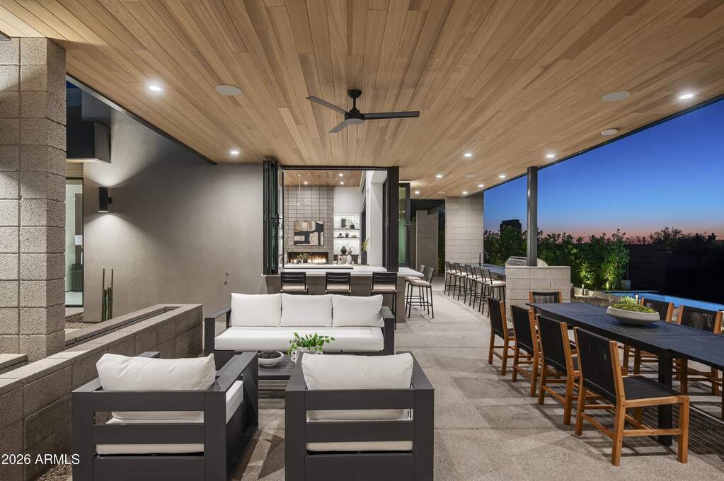5 Bedroom Single Family Home/House's Image 50