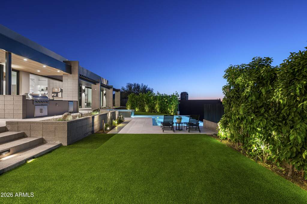 5 Bedroom Single Family Home/House's Image 56