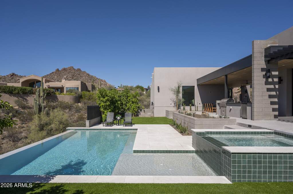 5 Bedroom Single Family Home/House's Image 65