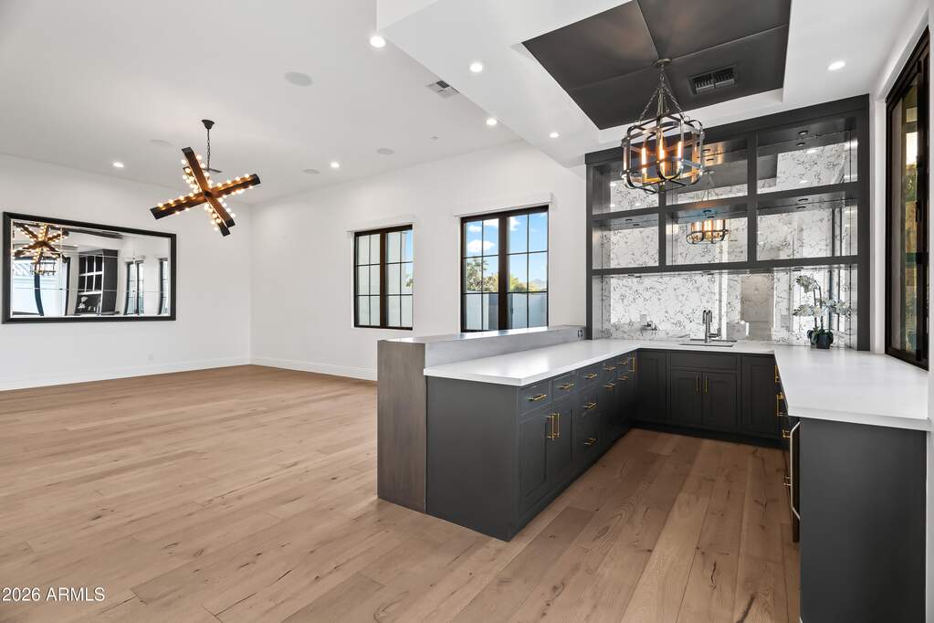 5 Bedroom Single Family Home/House's Image 23