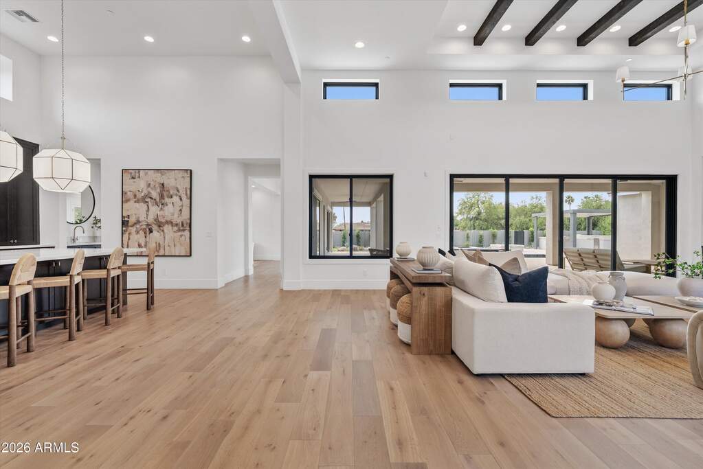5 Bedroom Single Family Home/House's Image 10