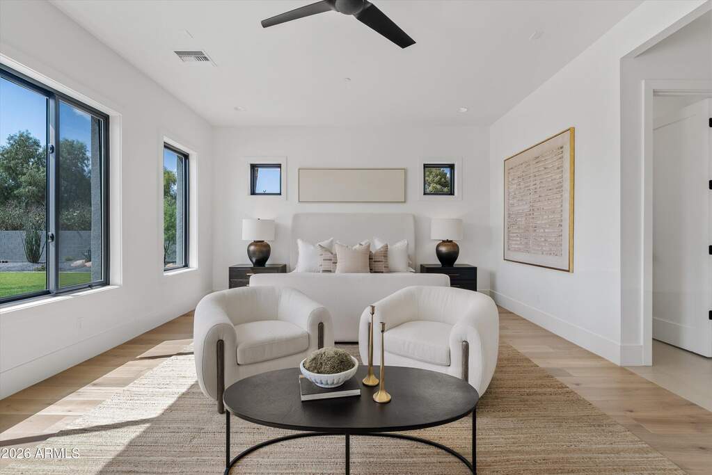 5 Bedroom Single Family Home/House's Image 23