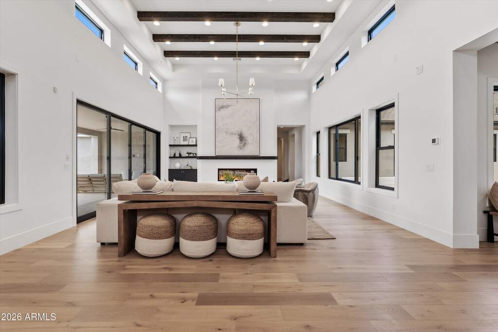 5 Bedroom Single Family Home/House's Image 6